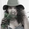 Paola Hoja verde