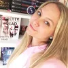 j_in_love_with_books