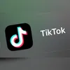Tiktok shop gái xinh QT