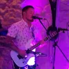 ben_trys_to_play_guitar