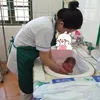 hoangyenchamsocmevabe
