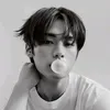 lee.knows.third.eyelash