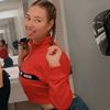 pretty_weird_bombshell
