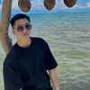 Tiệm xăm 1 mình Bom