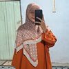 kharismamonita1