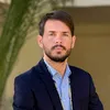 ali_1993p