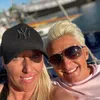 twogirlsafloat