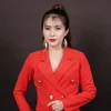 Huyen Trang phun xăm