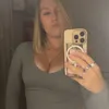 <3