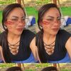 elvia_19300