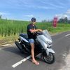 kadek_awi