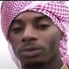 ،
