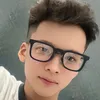 Hoa Việt Hùng