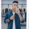 mic_8998