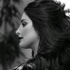 شعور🖤👩🏻‍🦯