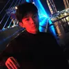 Tiến đi xe đạp