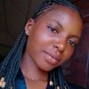 queenella8402