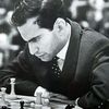 متواجد