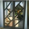 Mudoay glass and aluminum