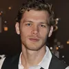 Joseph Morgan é meu marido😻