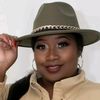 javon_curvy_model
