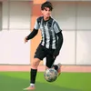 dark_an_7