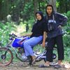 ayin_280