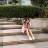 vivian.598