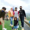 hendry_papashanumgemoy