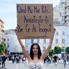 Ioana Cu Pancarta