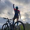 Una chica en bici 🚲😁