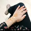 zanouba843