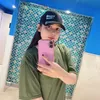 pe_mom_79