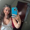 chloe_gross