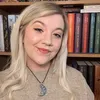 chloe_reads94
