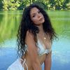 melaniemedina._