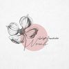 مصممة دعوات🎀.