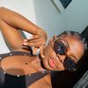 orlyne_pinky