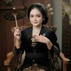 mbak_flo