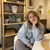tia_karina_