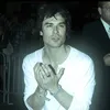 ❦