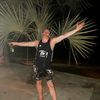 user1590988476192