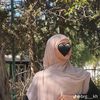 neutt_ella