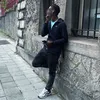 introuv5ble