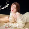 Chị ba YoshiYoshi 🥰