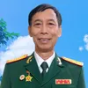 Lão già ham chơi