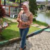 ayulestari1977