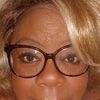 lesliej374