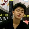 pinkyessly01