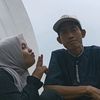 Dede ayah Della/Diana